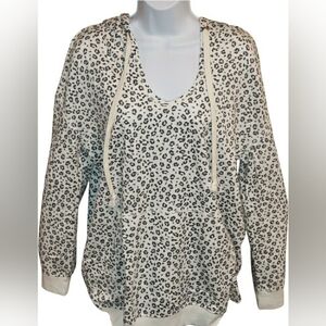 Honeyme Cream and Black Leopard V-Neck Hoodie NWOT